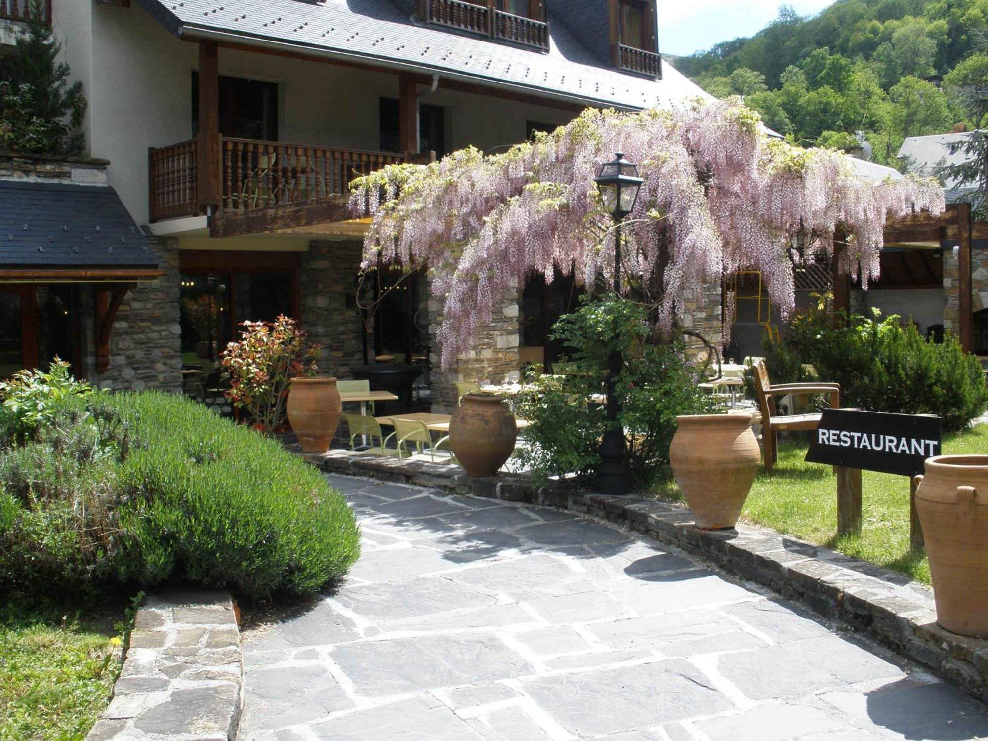 Hotel Mir Saint-Lary-Soulan Eksteriør bilde